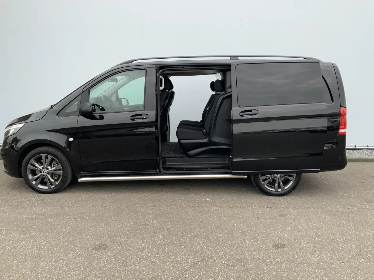 Mercedes-Benz Vito 119 CDI Lang Automaat Dub Cab Dub Schuifdeur Airco - Грузопассажирский фургон: фото 4 Mercedes-Benz Vito 119 CDI Lang Automaat Dub Cab Dub Schuifdeur Airco - Грузопассажирский фургон: фото 4