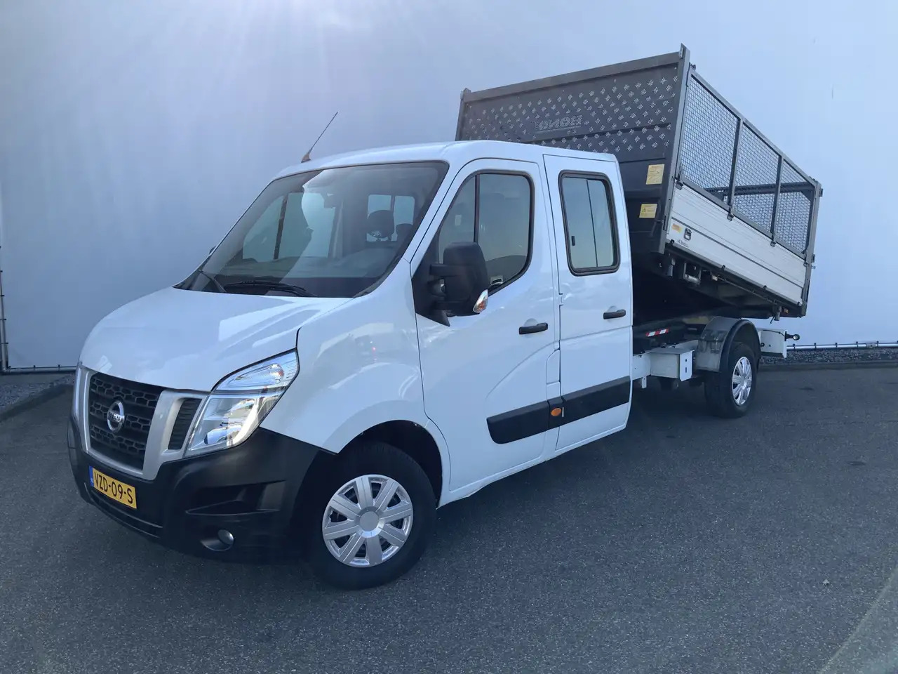 Nissan NV400 2.3 dCi L3H1 Dub Cab 3 Zijde Kipper Airco Bakmaat - Малотоннажный самосвал: фото 1 Nissan NV400 2.3 dCi L3H1 Dub Cab 3 Zijde Kipper Airco Bakmaat - Малотоннажный самосвал: фото 1