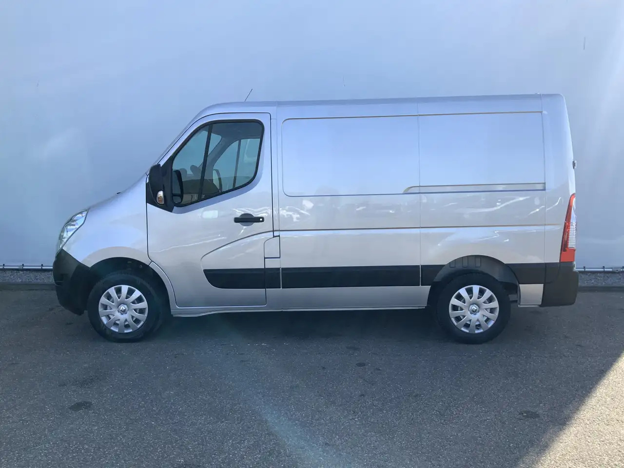 Renault Master T33 2.3 dCi L1H1Airco Cruise 3 Zits Trekhaak 2500 - Цельнометаллический фургон: фото 3 Renault Master T33 2.3 dCi L1H1Airco Cruise 3 Zits Trekhaak 2500 - Цельнометаллический фургон: фото 3