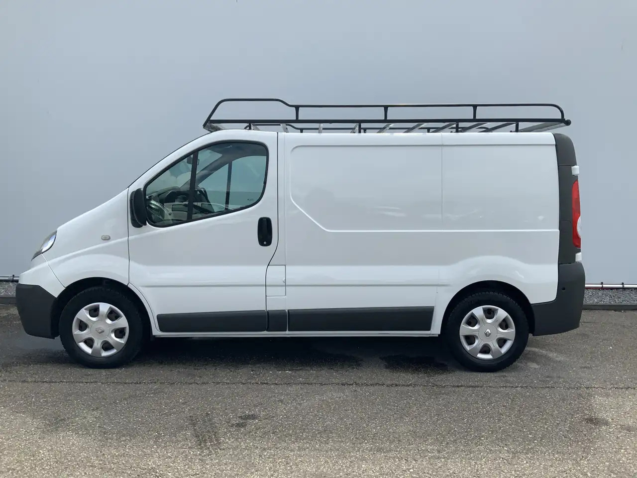 Renault Trafic 2.0 dCi T29 L1H1 Eco 3 Zits Imperiaal Trekhaak 200 - Цельнометаллический фургон: фото 3 Renault Trafic 2.0 dCi T29 L1H1 Eco 3 Zits Imperiaal Trekhaak 200 - Цельнометаллический фургон: фото 3
