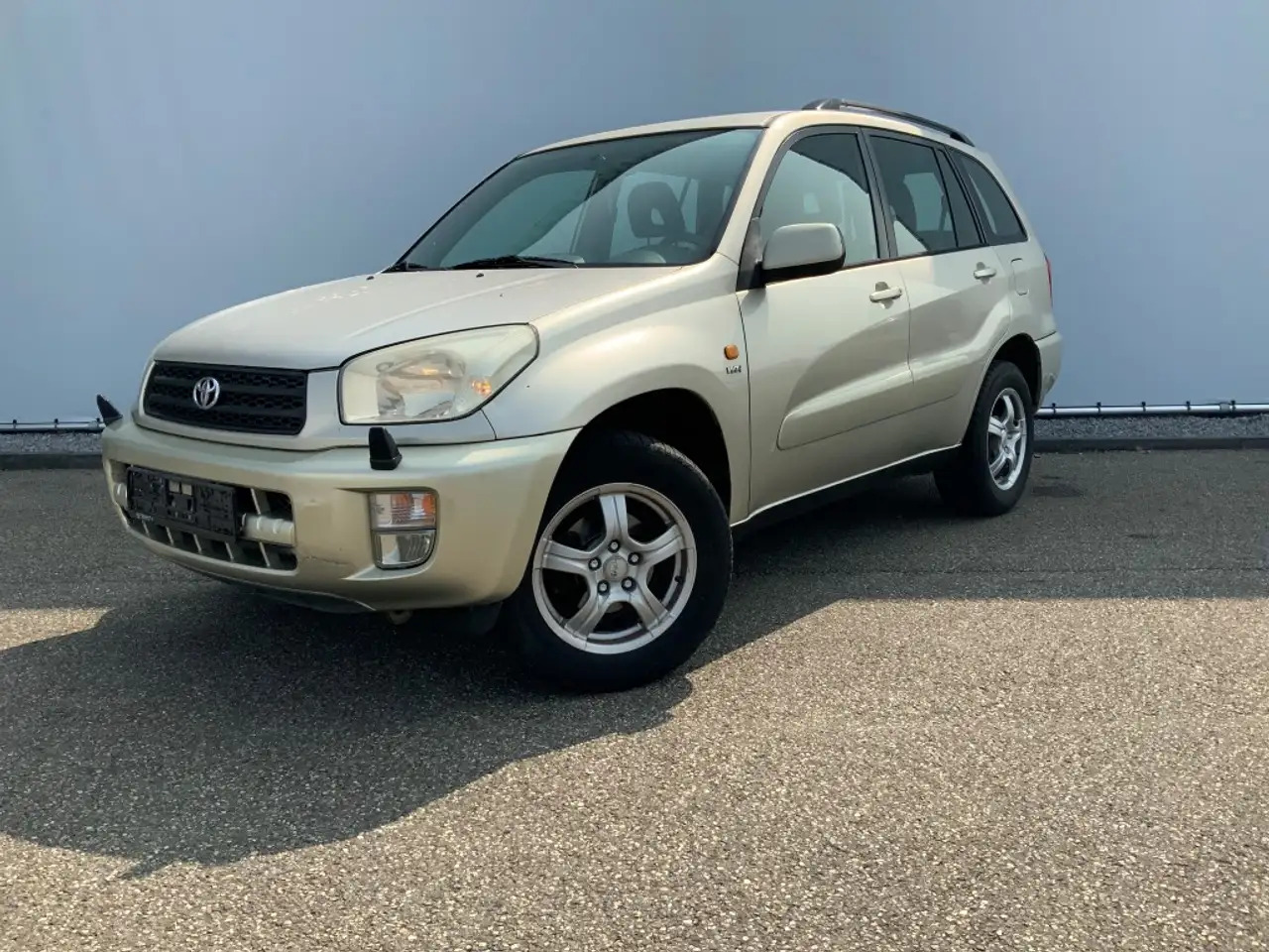 Toyota RAV 4 EXPORT FIXPRICE !!!! 4X4 Airco Cruise Automaat Alu - Внедорожник: фото 1 Toyota RAV 4 EXPORT FIXPRICE !!!! 4X4 Airco Cruise Automaat Alu - Внедорожник: фото 1