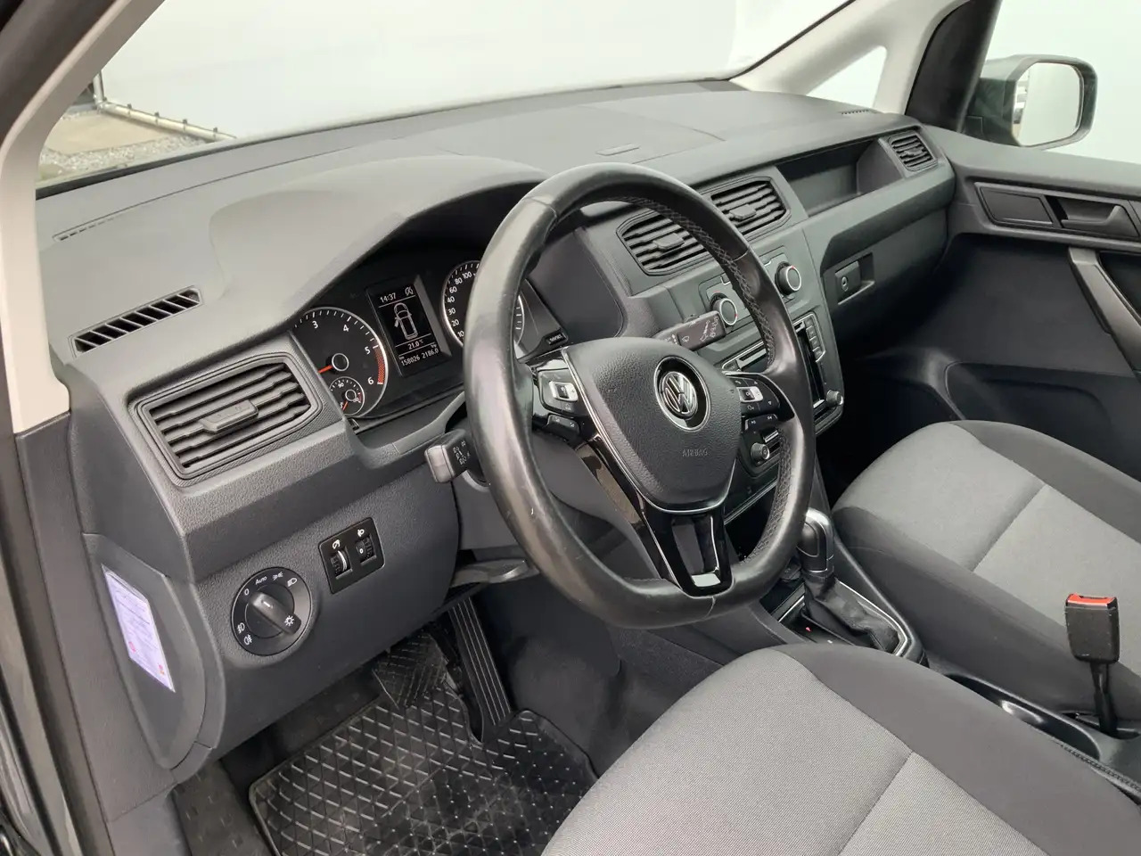 Легковой фургон Volkswagen Caddy 2.0 TDI L2H1 AUTOMAAT BMT Maxi Exclusive Edition A: фото 6