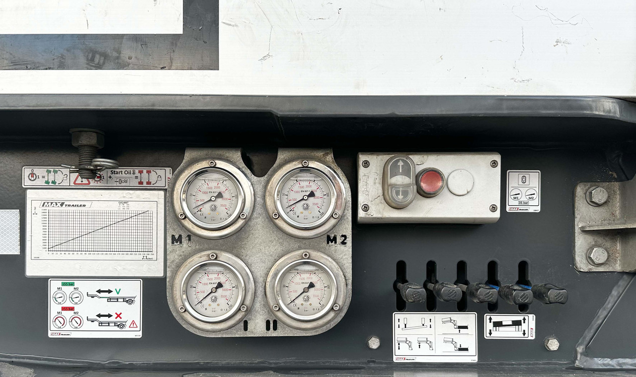 Faymonville MAX Trailer 3-Achs-Tiefbett mit Pendelachsen - Низкорамный полуприцеп: фото 3 Faymonville MAX Trailer 3-Achs-Tiefbett mit Pendelachsen - Низкорамный полуприцеп: фото 3