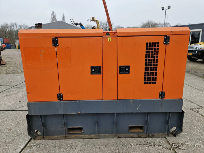 Atlas-Copco QAS60 60kVA met Leroy Somer generator - Электрогенератор: фото 3 Atlas-Copco QAS60 60kVA met Leroy Somer generator - Электрогенератор: фото 3