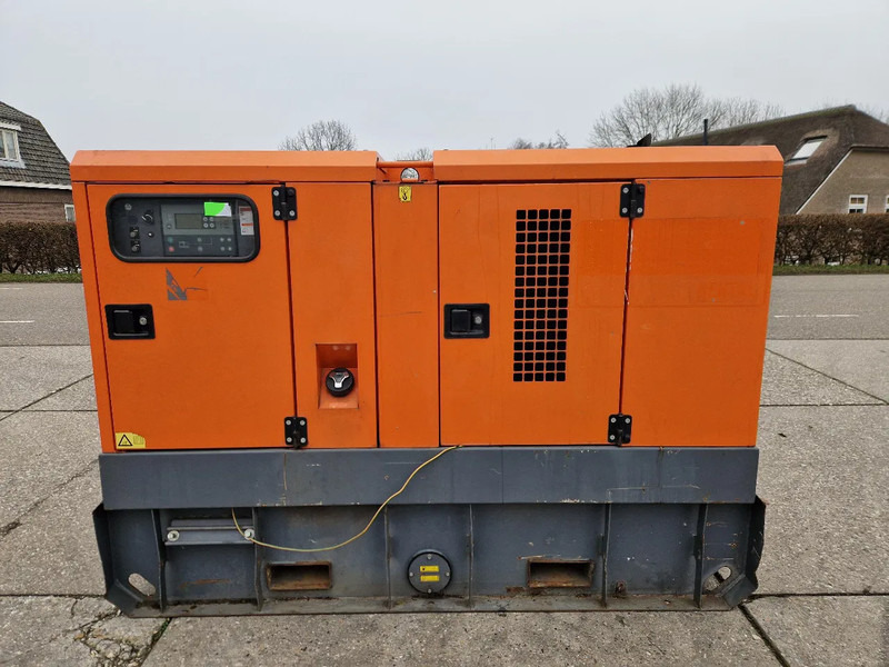 Atlas-Copco QAS60 60kVA met Leroy Somer generator - Электрогенератор: фото 1 Atlas-Copco QAS60 60kVA met Leroy Somer generator - Электрогенератор: фото 1