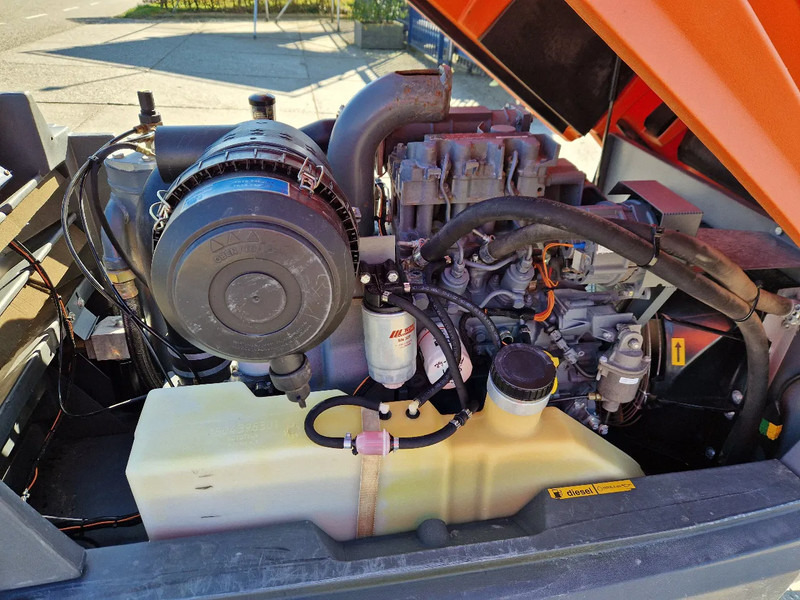 Воздушный компрессор Atlas-Copco XAS57 in zeer nette staat: фото 9