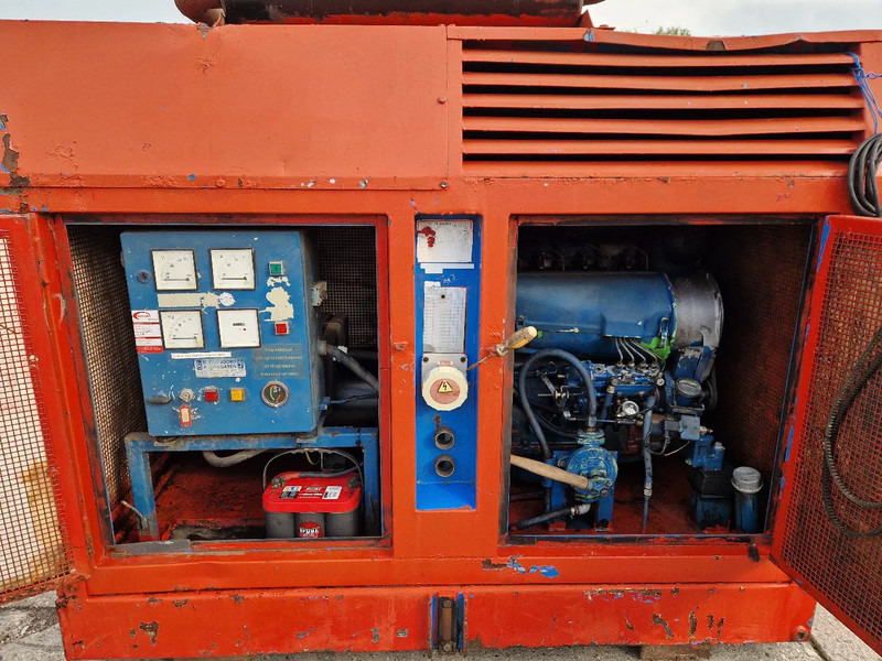 Bredenoord met Leroy Somer generator 42 kVA - Электрогенератор: фото 5 Bredenoord met Leroy Somer generator 42 kVA - Электрогенератор: фото 5