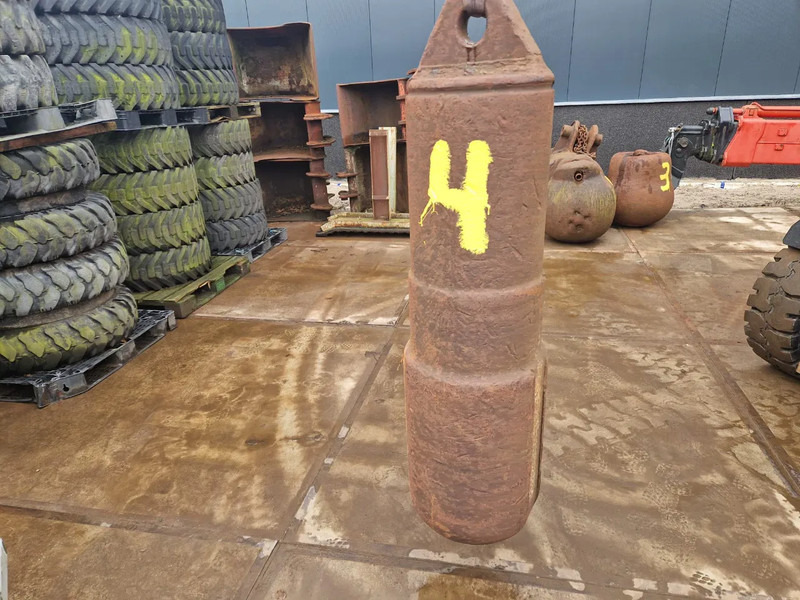 Diversen stalen sloopkogels / beulen - Гидроножницы для Строительной техники: фото 4 Diversen stalen sloopkogels / beulen - Гидроножницы для Строительной техники: фото 4