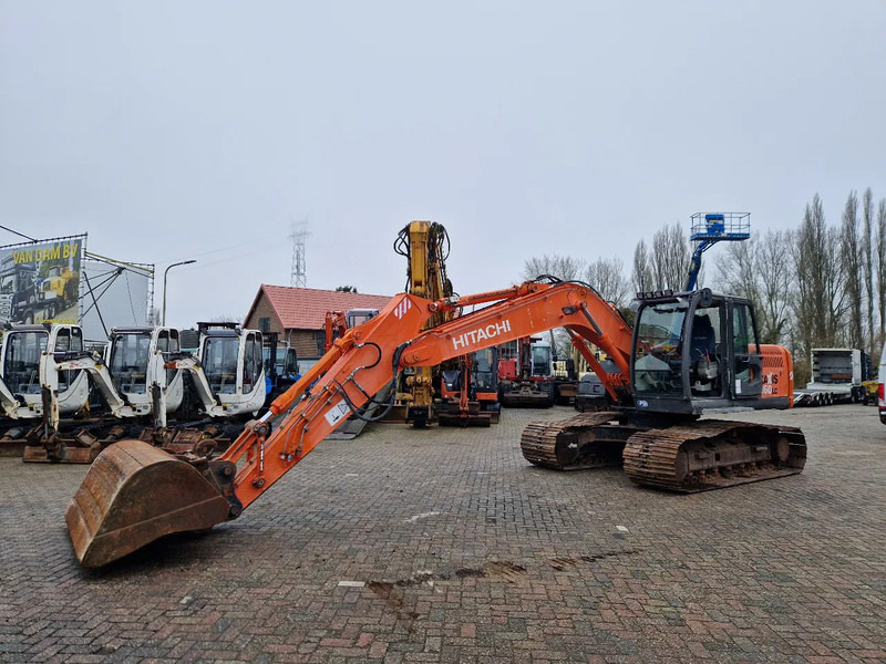 Hitachi ZX160LC-3 rijwerk zéér netjes - Гусеничный экскаватор: фото 2 Hitachi ZX160LC-3 rijwerk zéér netjes - Гусеничный экскаватор: фото 2