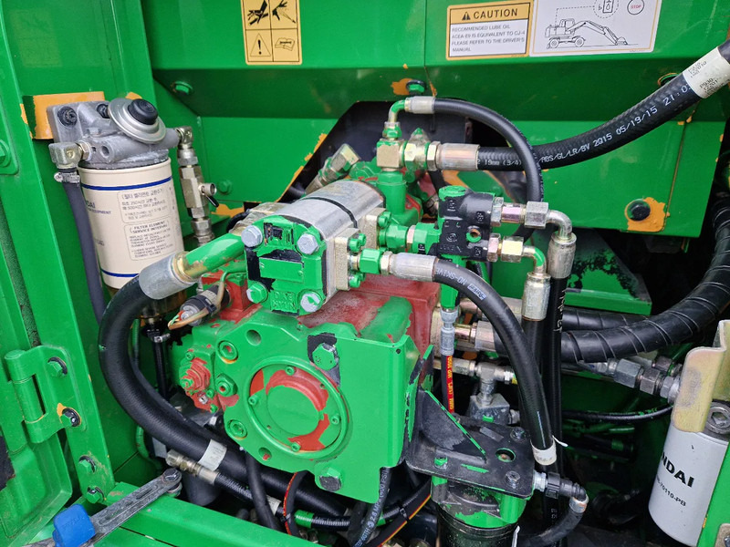 Hyundai Robex 160W-9A met 6-cilinder Cummins motor - Колёсный экскаватор: фото 4 Hyundai Robex 160W-9A met 6-cilinder Cummins motor - Колёсный экскаватор: фото 4