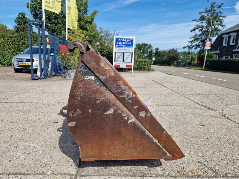 Jeroen van Leeuwen schepbak voor Volvo L30/L35 - Ковш для Строительной техники: фото 4 Jeroen van Leeuwen schepbak voor Volvo L30/L35 - Ковш для Строительной техники: фото 4