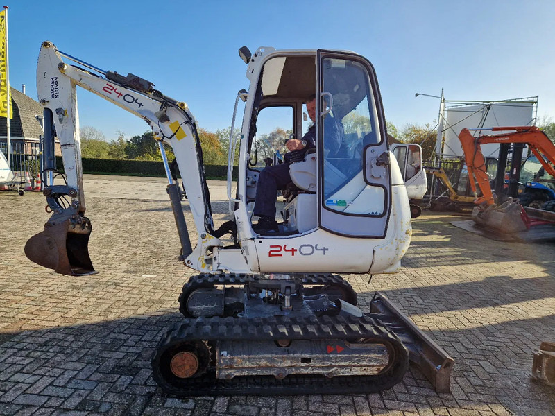 WACKER NEUSON 2404RD met nivelleersysteem, mountain proof - Мини-экскаватор: фото 4 WACKER NEUSON 2404RD met nivelleersysteem, mountain proof - Мини-экскаватор: фото 4