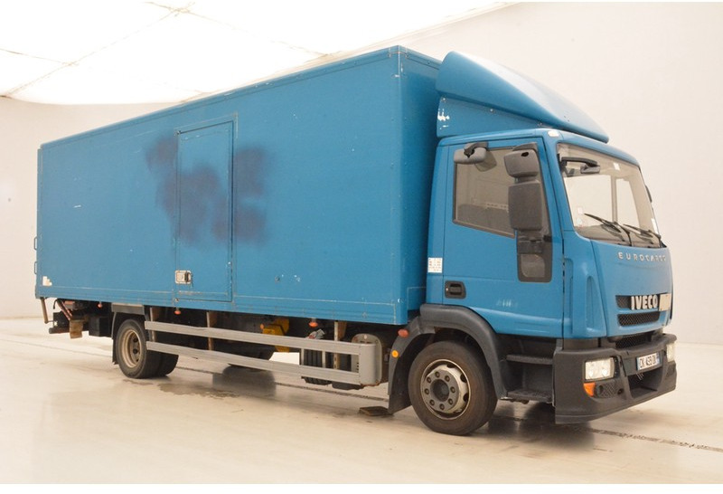 Iveco Eurocargo 120E18 - Грузовик с закрытым кузовом: фото 3 Iveco Eurocargo 120E18 - Грузовик с закрытым кузовом: фото 3