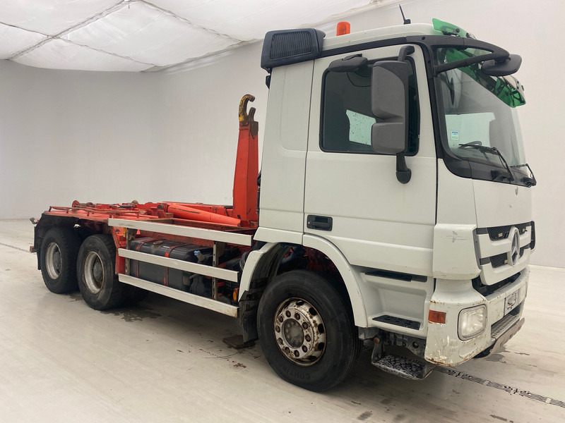 Mercedes-Benz Actros 2641 - 6x4* - Крюковой мультилифт: фото 3 Mercedes-Benz Actros 2641 - 6x4* - Крюковой мультилифт: фото 3