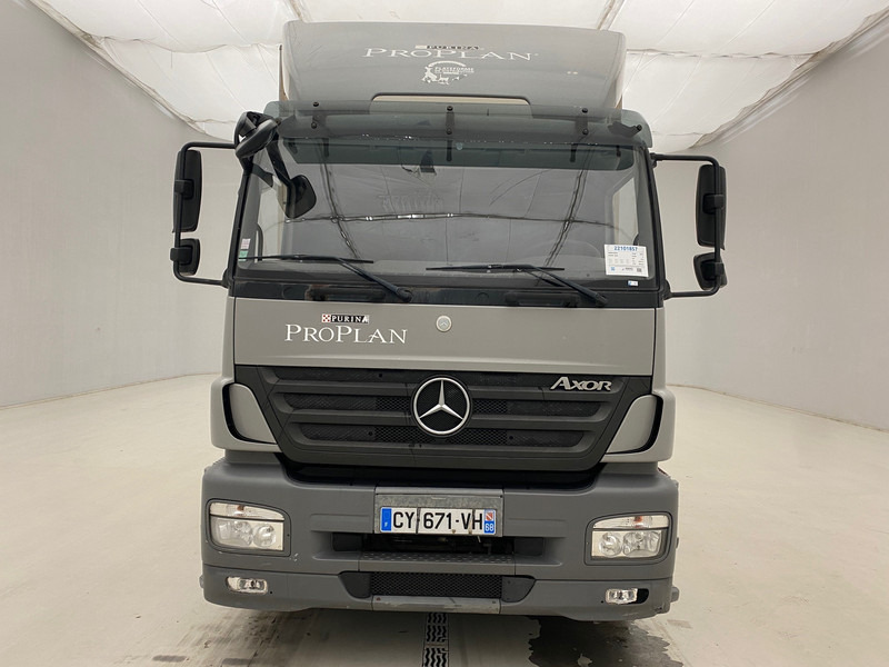 Mercedes-Benz Axor 1833 - Грузовик с закрытым кузовом: фото 2 Mercedes-Benz Axor 1833 - Грузовик с закрытым кузовом: фото 2
