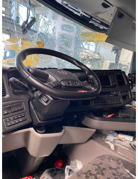 Грузовик с закрытым кузовом Scania G410 - 6x2: фото 12