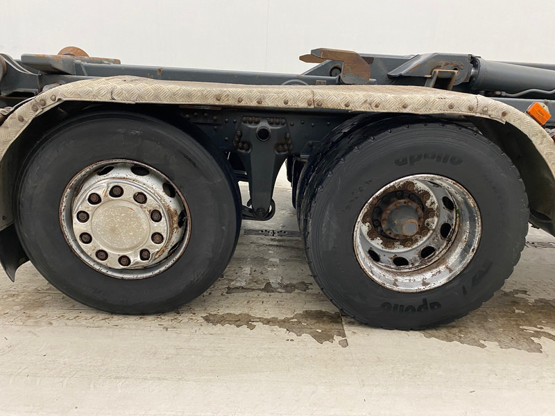 Scania R420 - 6x2 - Крюковой мультилифт: фото 4 Scania R420 - 6x2 - Крюковой мультилифт: фото 4