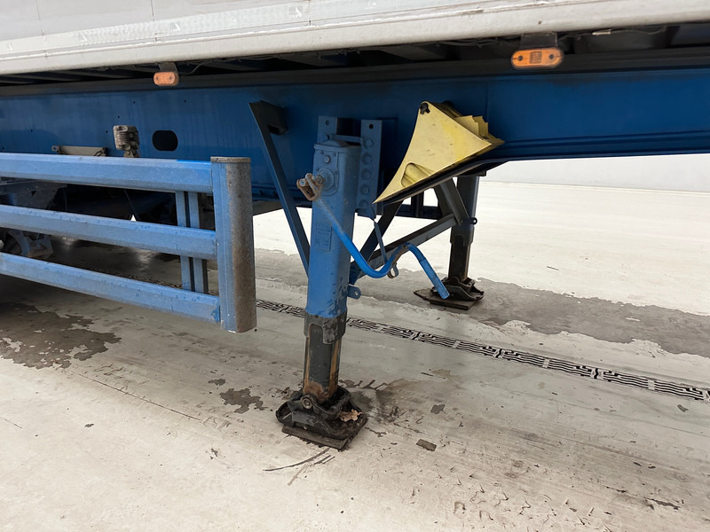 Stas 50 cub in alu - Самосвальный полуприцеп: фото 5 Stas 50 cub in alu - Самосвальный полуприцеп: фото 5