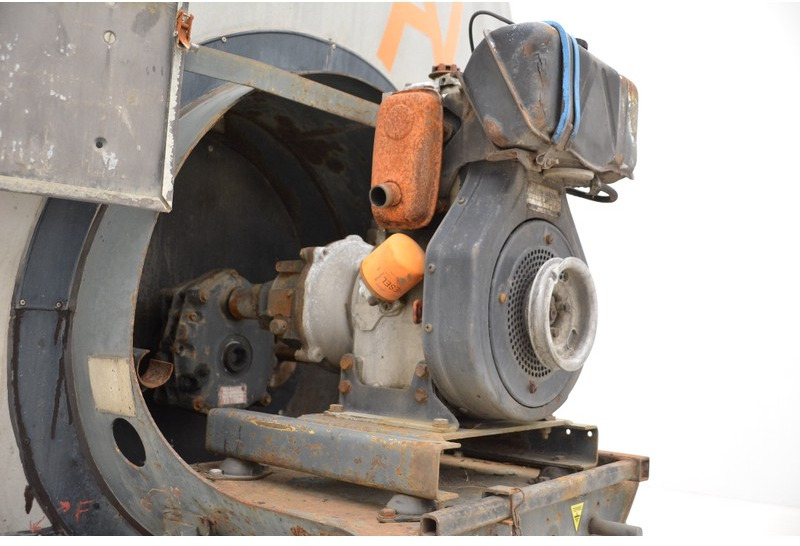 Trailer Bitumen tank trailer - Полуприцеп-цистерна: фото 5 Trailer Bitumen tank trailer - Полуприцеп-цистерна: фото 5