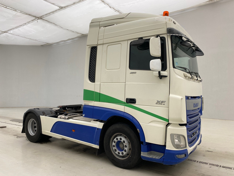 DAF XF 460 Space Cab - Тягач: фото 3 DAF XF 460 Space Cab - Тягач: фото 3