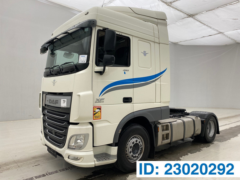 DAF XF 460 Space Cab - Тягач: фото 1 DAF XF 460 Space Cab - Тягач: фото 1