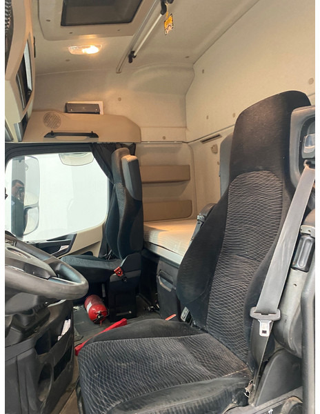 Тягач Mercedes-Benz Actros 1843: фото 11