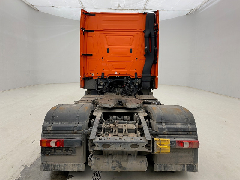 Mercedes-Benz Actros 1945 - Тягач: фото 5 Mercedes-Benz Actros 1945 - Тягач: фото 5