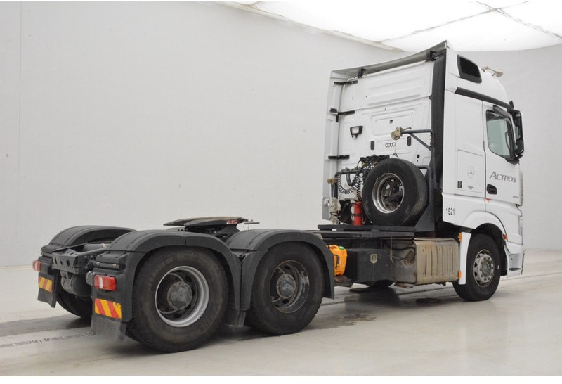 Mercedes-Benz Actros 2645 - 6x4 "NON-EU" - Тягач: фото 5 Mercedes-Benz Actros 2645 - 6x4 "NON-EU" - Тягач: фото 5