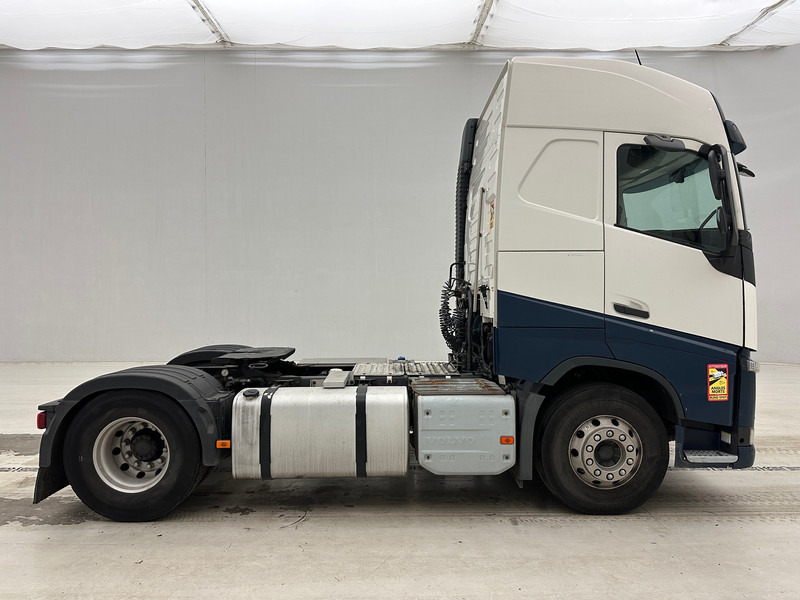 Volvo FH 420 Globetrotter - ADR - Тягач: фото 4 Volvo FH 420 Globetrotter - ADR - Тягач: фото 4