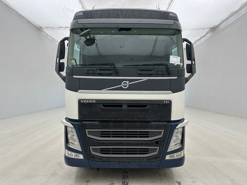 Volvo FH 420 Globetrotter - ADR - Тягач: фото 2 Volvo FH 420 Globetrotter - ADR - Тягач: фото 2