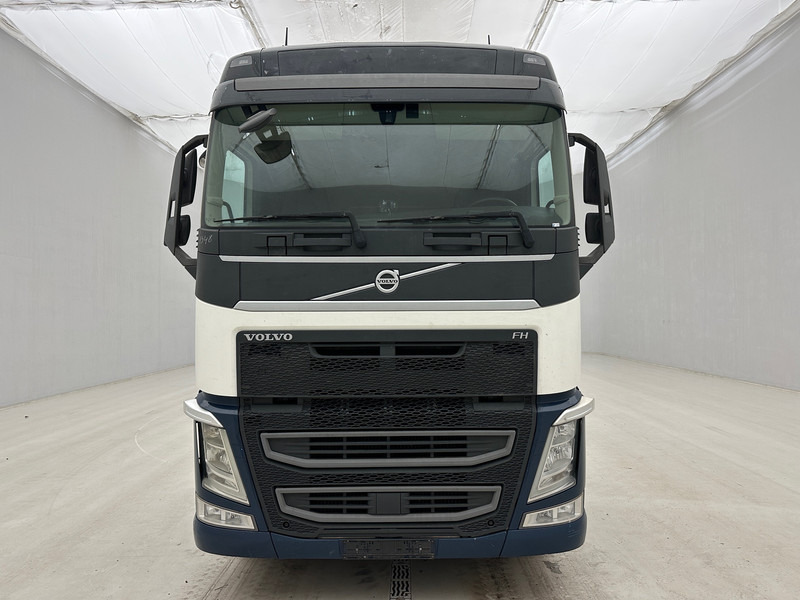 Volvo FH 420 Globetrotter - ADR - Тягач: фото 2 Volvo FH 420 Globetrotter - ADR - Тягач: фото 2