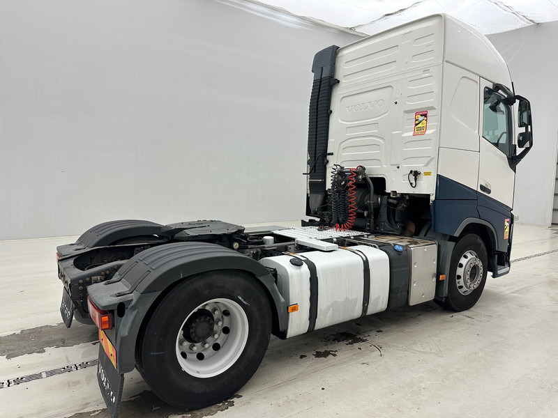 Volvo FH 420 Globetrotter - ADR - Тягач: фото 5 Volvo FH 420 Globetrotter - ADR - Тягач: фото 5