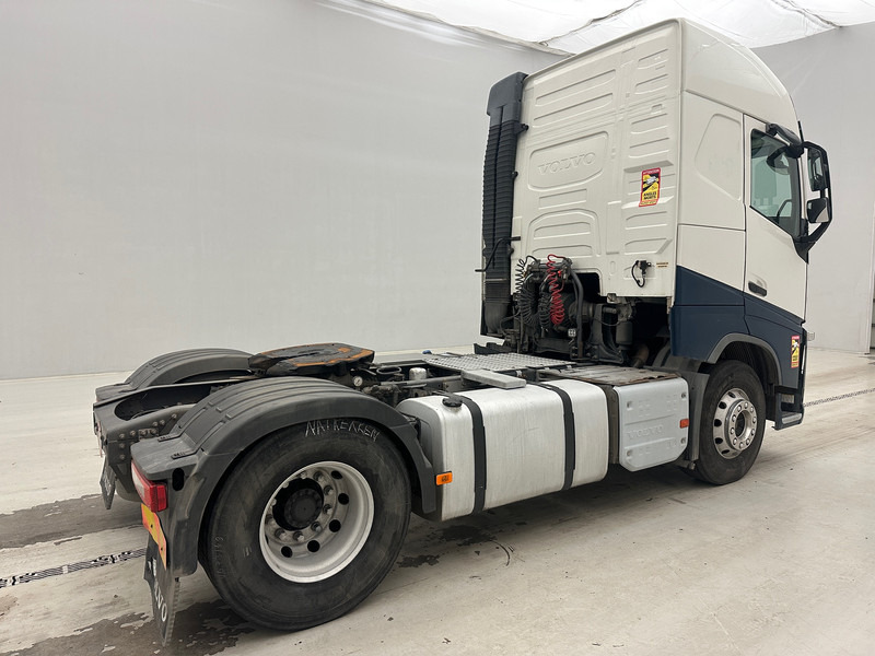 Volvo FH 420 Globetrotter - ADR - Тягач: фото 5 Volvo FH 420 Globetrotter - ADR - Тягач: фото 5