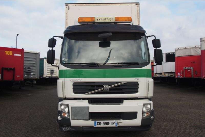Volvo FE 260 - Грузовик с закрытым кузовом: фото 2 Volvo FE 260 - Грузовик с закрытым кузовом: фото 2