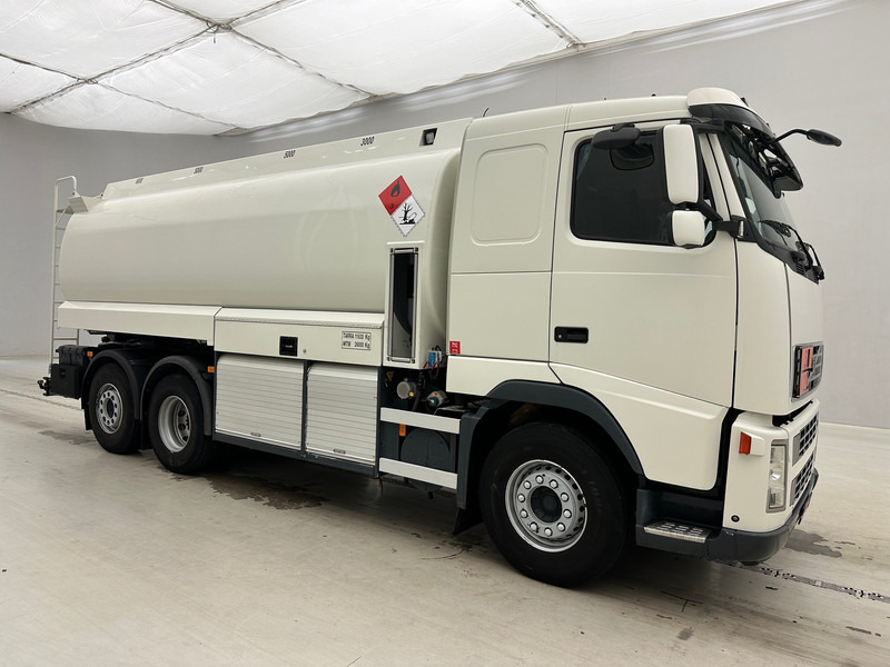 Volvo FH 440 - 6x2* - Грузовик-цистерна: фото 3 Volvo FH 440 - 6x2* - Грузовик-цистерна: фото 3