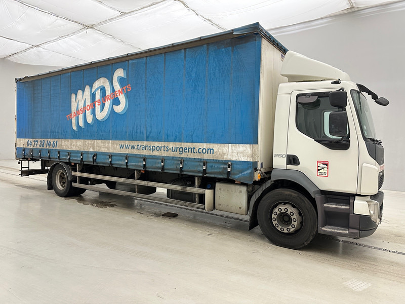Volvo FL 250 - Тентованный грузовик: фото 3 Volvo FL 250 - Тентованный грузовик: фото 3