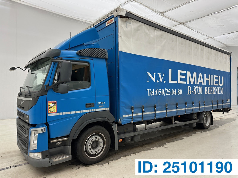 Volvo FM 330 - Тентованный грузовик: фото 1 Volvo FM 330 - Тентованный грузовик: фото 1