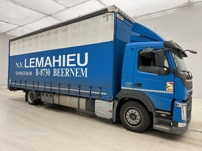 Volvo FM 330 - Тентованный грузовик: фото 3 Volvo FM 330 - Тентованный грузовик: фото 3