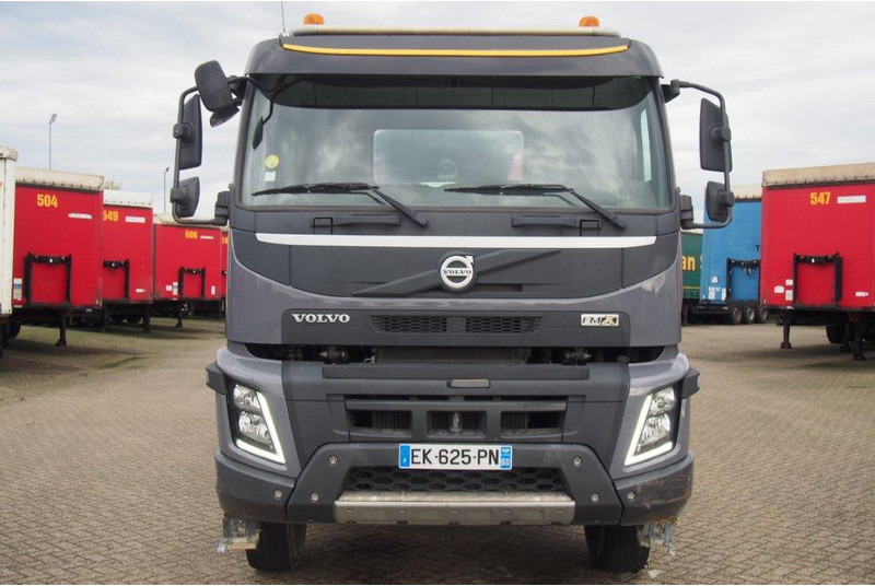 Volvo FMX 410 - 8x4* - Автобетоносмеситель: фото 2 Volvo FMX 410 - 8x4* - Автобетоносмеситель: фото 2