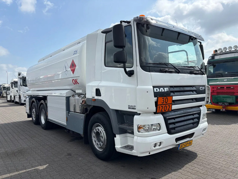 DAF CF 85.360 6X2 Euro 5 21300 Liter Fueltank - Грузовик-цистерна: фото 2 DAF CF 85.360 6X2 Euro 5 21300 Liter Fueltank - Грузовик-цистерна: фото 2