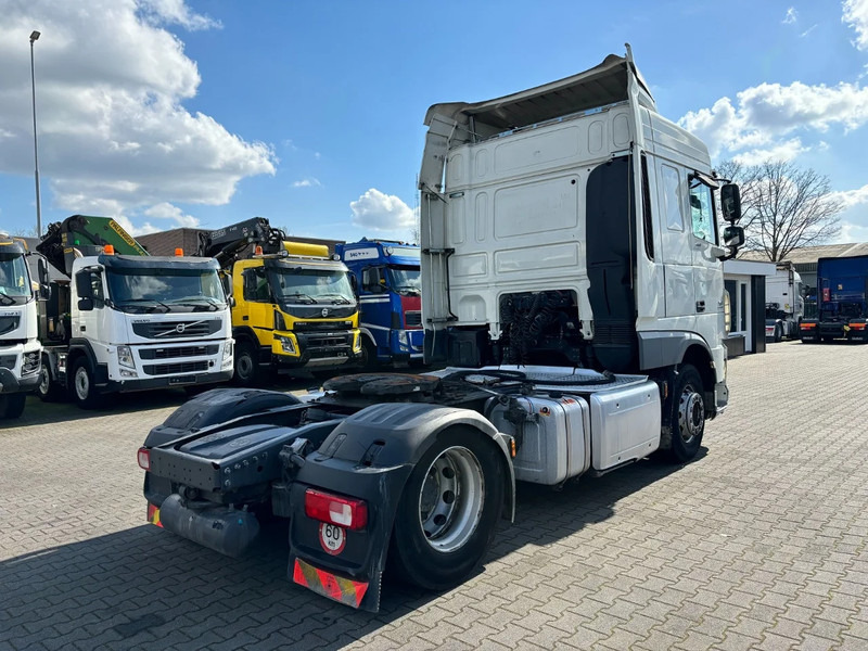 DAF XF 460 Spacecab Euro 6 - Тягач: фото 4 DAF XF 460 Spacecab Euro 6 - Тягач: фото 4