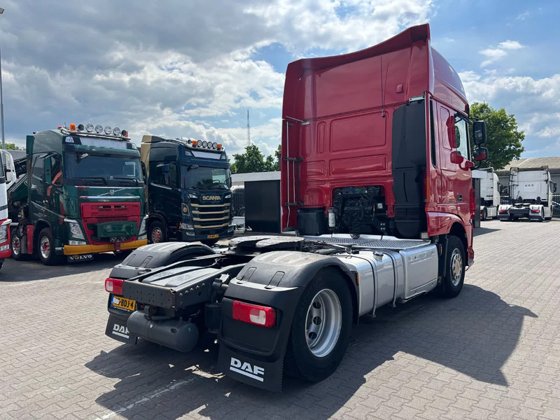 DAF XF 460 Super Spacecab Euro 6 - Тягач: фото 4 DAF XF 460 Super Spacecab Euro 6 - Тягач: фото 4