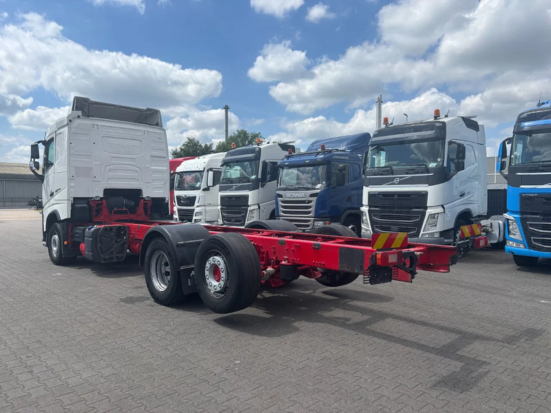 Volvo FH 500 6X2 Euro 6 - Грузовик-шасси: фото 3 Volvo FH 500 6X2 Euro 6 - Грузовик-шасси: фото 3