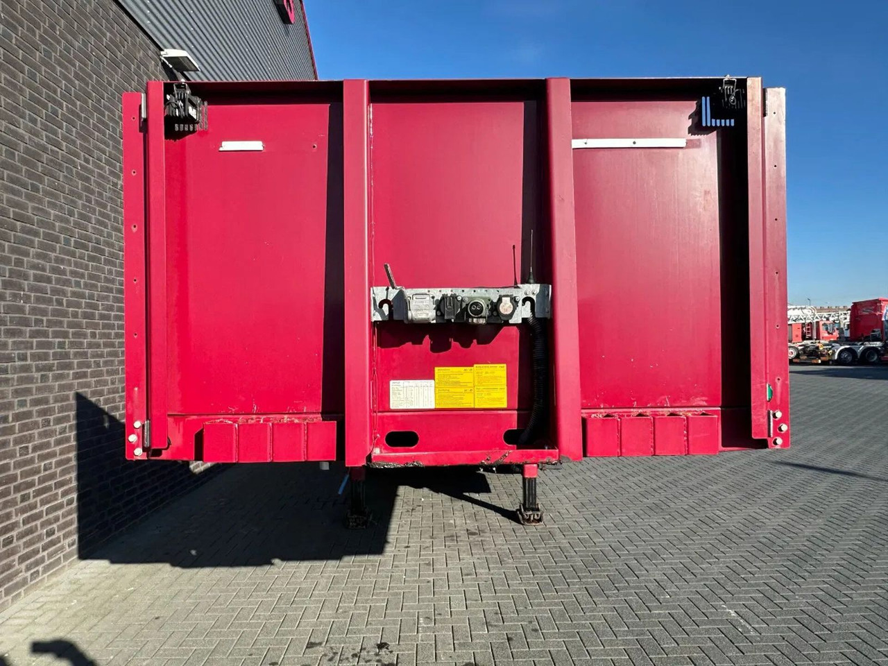 HRD SPLB 4 N. BALLAST TRAILER, 3E EN 4E ASSEN GESTUU - Полуприцеп бортовой/ Платформа: фото 4 HRD SPLB 4 N. BALLAST TRAILER, 3E EN 4E ASSEN GESTUU - Полуприцеп бортовой/ Платформа: фото 4