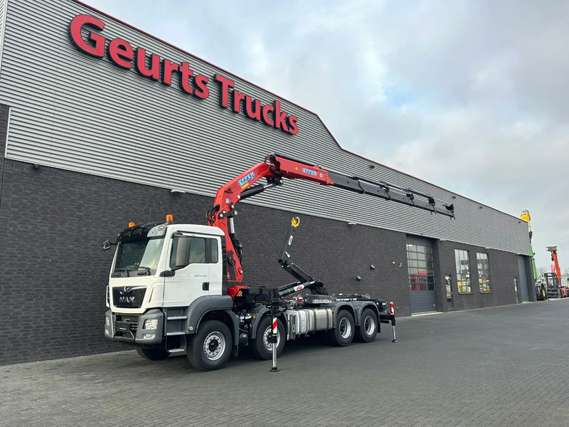 MAN TGS 35.460 8X4 BL+ HYVA 18.55.S HAAKARMSYSTEEM EFFER 395-5 KRAAN/KRAN/CRANE/GRUA - Крюковой мультилифт, Автоманипулятор: фото 2 MAN TGS 35.460 8X4 BL+ HYVA 18.55.S HAAKARMSYSTEEM EFFER 395-5 KRAAN/KRAN/CRANE/GRUA - Крюковой мультилифт, Автоманипулятор: фото 2