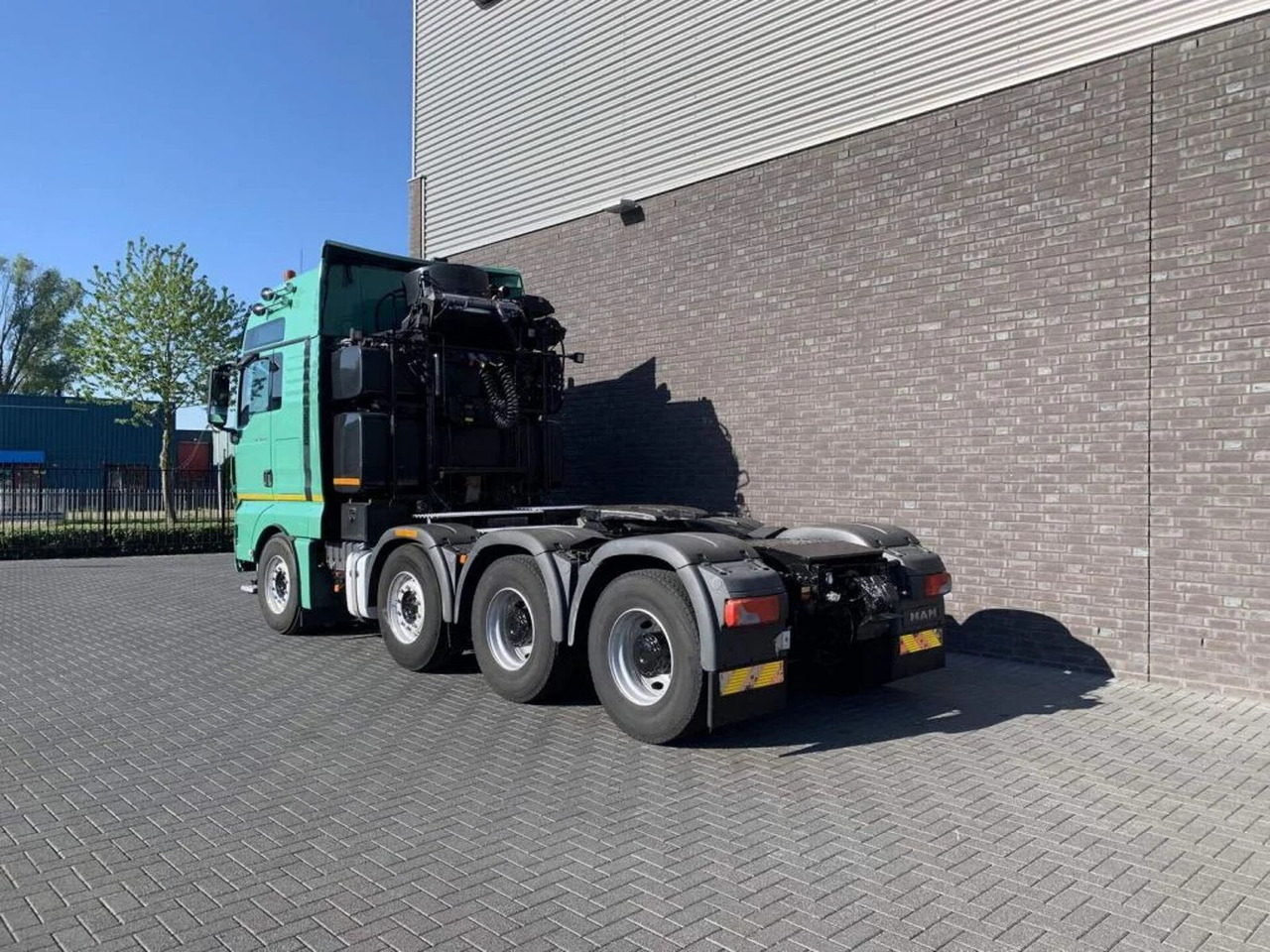 MAN TGX 41.680 V8 8X4 HEAVY DUTY TRACTOR 250 TONS - Тягач: фото 3 MAN TGX 41.680 V8 8X4 HEAVY DUTY TRACTOR 250 TONS - Тягач: фото 3