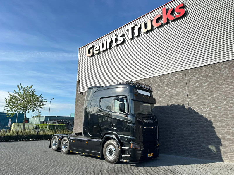 Scania S660 V8 6X2 LONGLINE SPECIAL INTERIOR BUFFL TREKKER MET HYDRAULIEK / SATTELZUG / TRACTOR UNIT / CAMIÓN - Тягач: фото 5 Scania S660 V8 6X2 LONGLINE SPECIAL INTERIOR BUFFL TREKKER MET HYDRAULIEK / SATTELZUG / TRACTOR UNIT / CAMIÓN - Тягач: фото 5