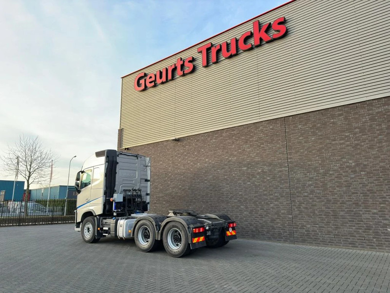 Volvo FH 460 6X4 TREKKER/TRACTOR/SZM EURO 6 HYDRAULIC - Тягач: фото 3 Volvo FH 460 6X4 TREKKER/TRACTOR/SZM EURO 6 HYDRAULIC - Тягач: фото 3