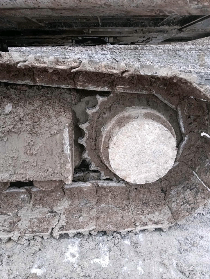 Гусеничный экскаватор Hyundai R 300: фото 11