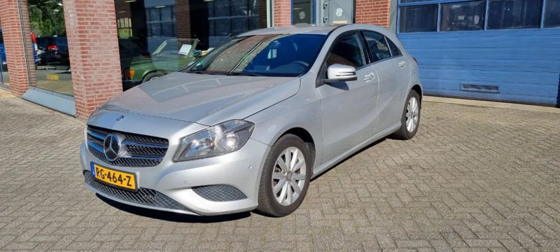 Mercedes-Benz A-Klasse 180 automaat.. 180 automaat - Хэтчбек: фото 3 Mercedes-Benz A-Klasse 180 automaat.. 180 automaat - Хэтчбек: фото 3
